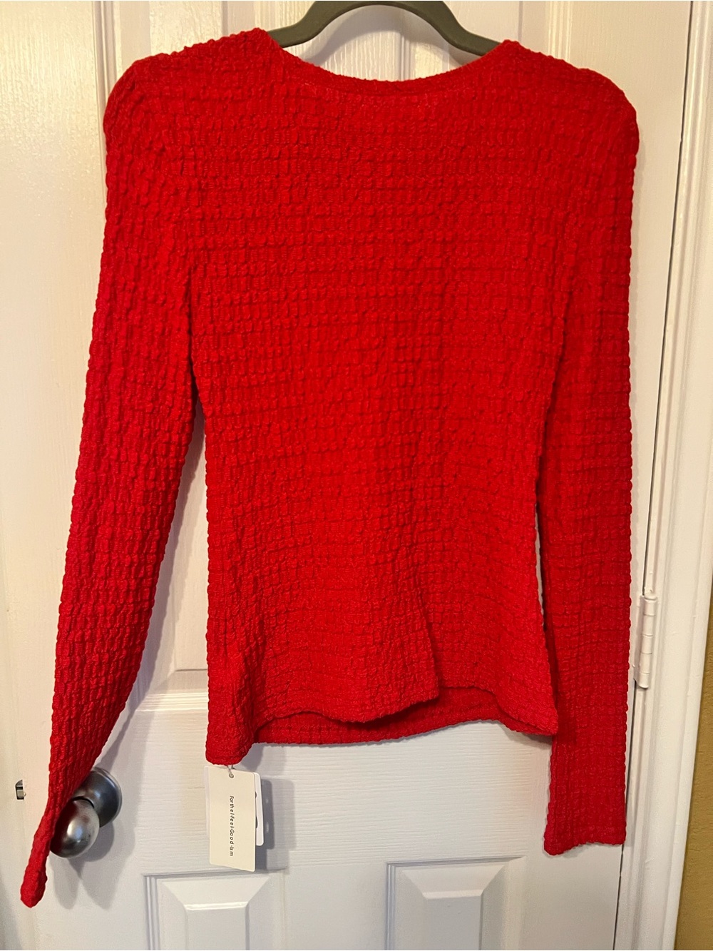 NWT Commense Red Textured Plissé Cutout Knit Top with O-Ring Detail, Size S - Picture 8 of 8